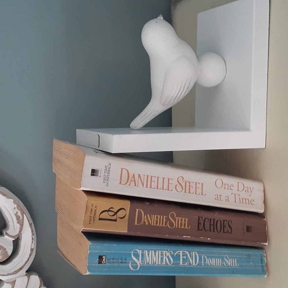 " 3 Danielle Steel paperback books novels